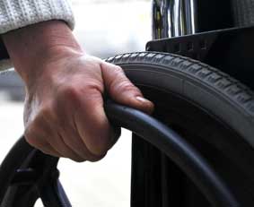 Álava destina 60.000 euros para la movilidad de personas con discapacidad