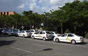 Foro Taxi Libre llevará a los tribunales la tasa de parada