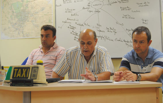 Llamamiento a la unidad de AEMT contra la LOTT