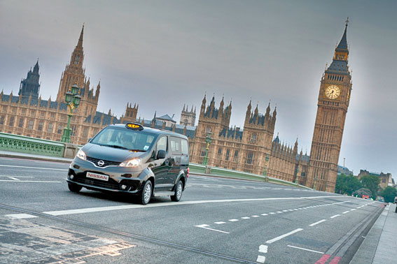Los futuros taxis londinenses de Nissan se fabricarán en Barcelona