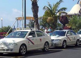 El PNL denuncia que en Arrecife no se cumple la legislación de taxis accesibles