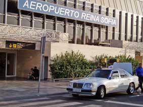 Conflicto en Canarias por el art�culo sobre la recogida en el aeropuerto