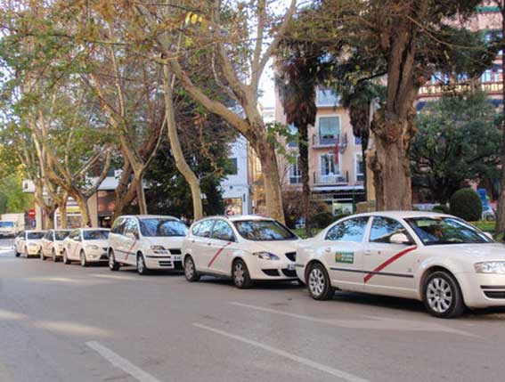 El taxi pierde el servicio de diálisis en Castilla-La Mancha