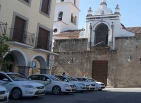 Los taxistas de Mérida llevarán a los tribunales la concesión de diez licencias