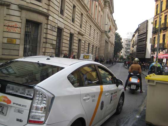 Los taxistas de Sevilla prefieren los descansos
