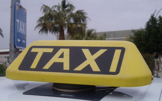 Taximar, nueva asociación en Roquetas