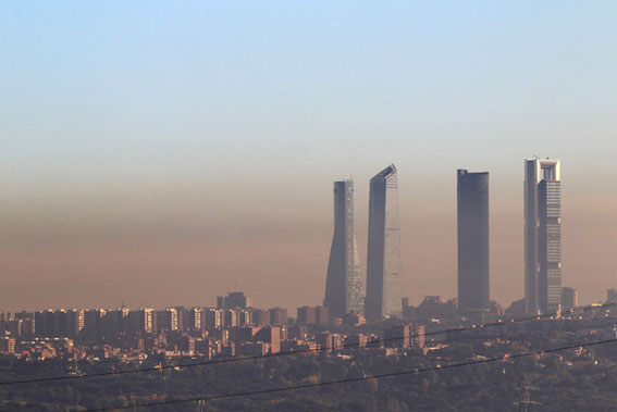 Los coches contaminantes pagar�n m�s