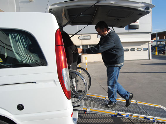 Abierto el plazo para solicitar el bono-taxi para discapacitados en Cambre