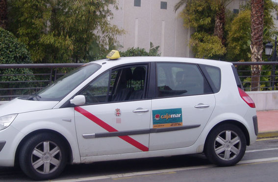 Los taxistas de Almería funcionarán al 50% en fines de semana