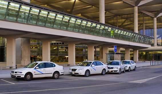 Los taxistas de Málaga aceptan por mayoría la creación de un APC