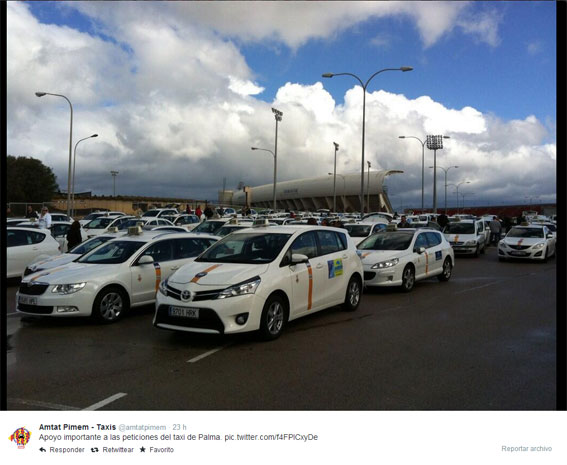 Cientos de taxis se manifiestan pidiendo “turnos iguales”