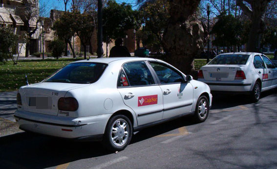 Escasez de taxis en Semana Santa, según Facua Córdoba