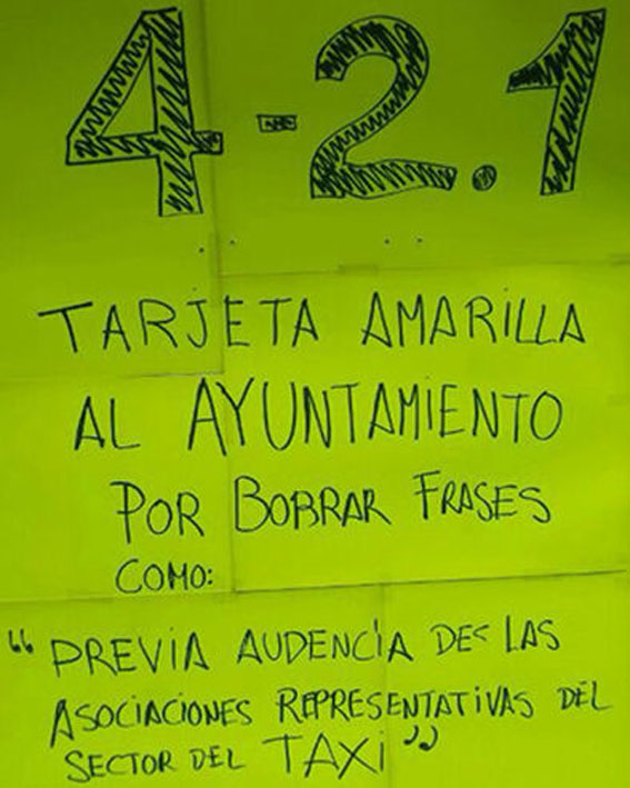 Los taxistas grancanarios protestan contra la nueva ordenanza