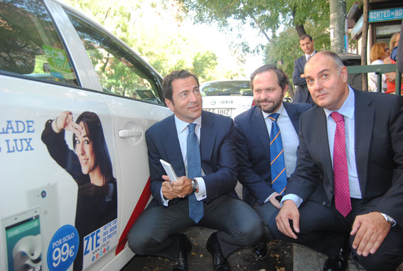 250 taxis madrileños lucen publicidad de ZTE