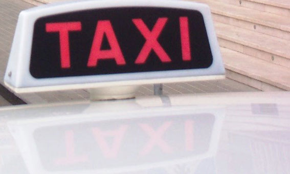 Tarragona, la ciudad más cara para coger un taxi