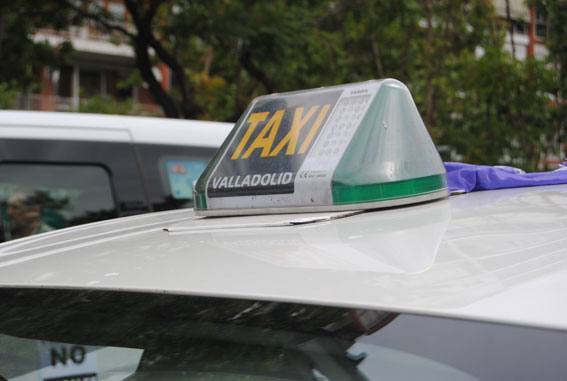 Aprobado el reglamento del taxi de Valladolid
