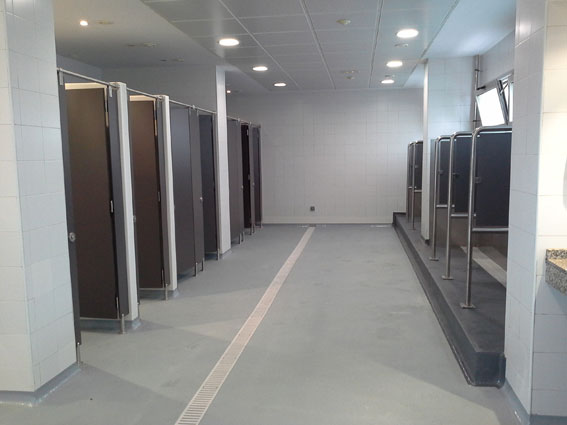 Nuevos lavabos para los taxistas en el Prat