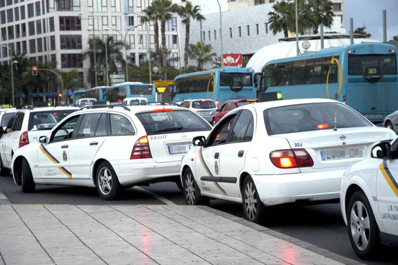 200 taxistas rechazan los dos días libres en Las Palmas G.C