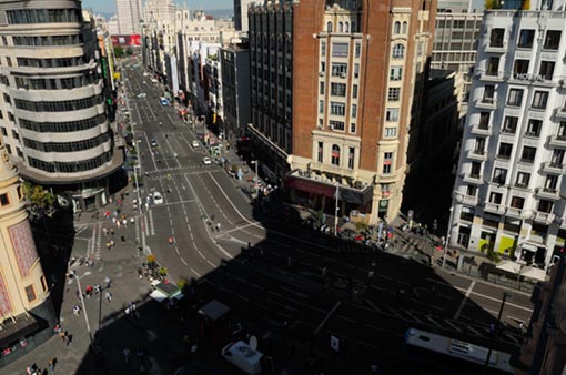 Las VTCs podrán circular por Gran Vía en Navidad