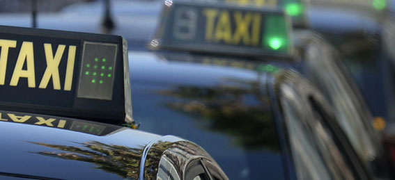 Cataluña regula los requisitos para comercializar el taxi