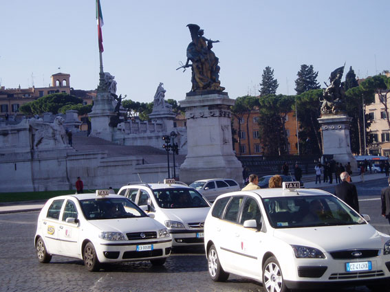 El taxi de Italia también se alza contra Uber