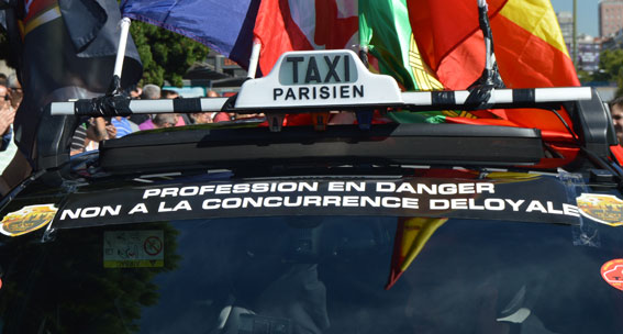 París recupera la calma tras finalizar la huelga de taxistas
