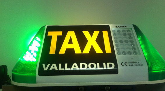 Tensión en el Pleno de Valladolid por el taxi