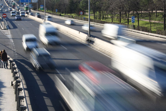 El exceso de velocidad en carretera provoca 300 muertes al año