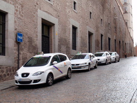 Indignación del taxi toledano por el rechazo a la subida de tarifas
