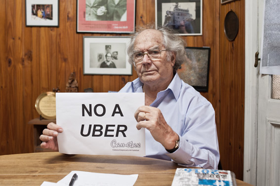 Un `Premio Nobel de la Paz´ defiende al taxi frente a Uber
