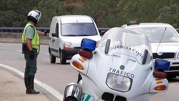 Un taxista de servicio da positivo en cocaína y cannabis