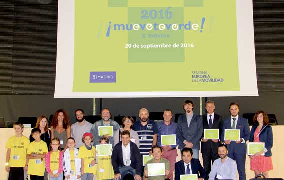 El taxi eléctrico, premio Muévete Verde 2016