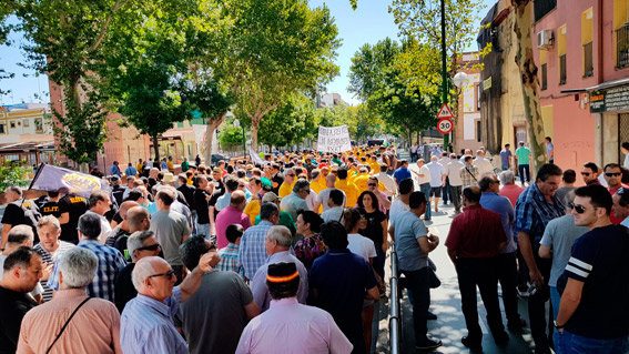 Las asociaciones mayoritarias de Sevilla rechazan las protestas