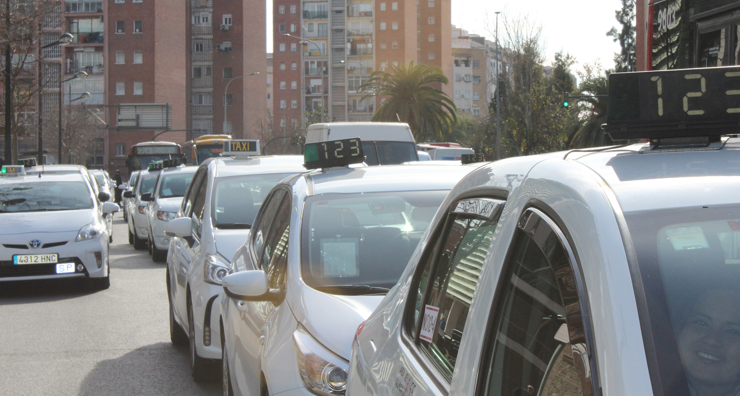 El taxi pide soluciones para trabajar en el centro