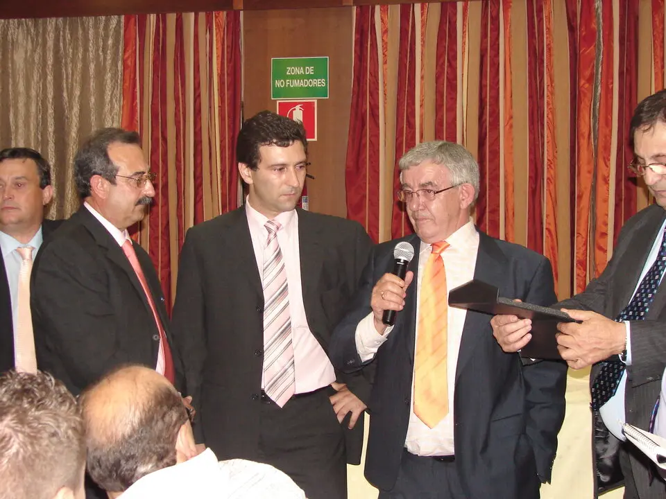 En la cena de 2008, emocionado, en el homenaje a Carlos Herrera tras dejar su cargo en el Consejo Rector de RTTM