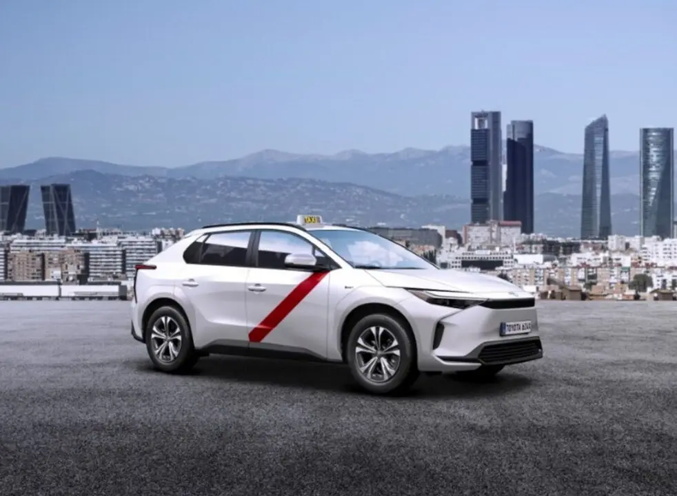 El taxi madrileño tiene un nuevo modelo autorizado, el bz4x