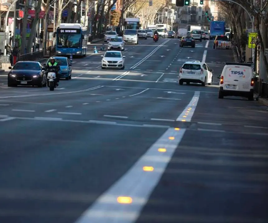 Carril bus-taxi