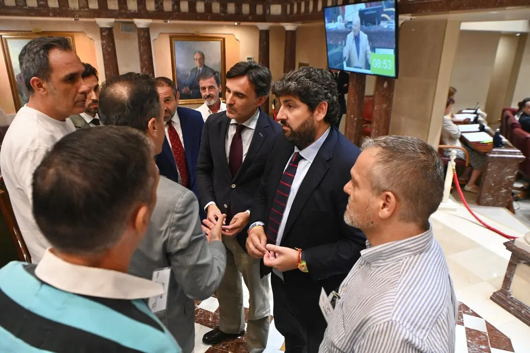 Representantes del Gobierno de Murcia tras la convalidación del Decreto-ley