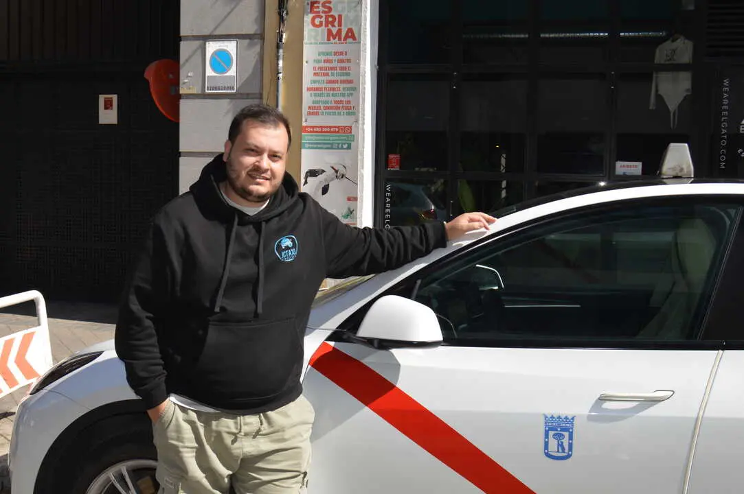 JC Taxi El&eacute;ctrico