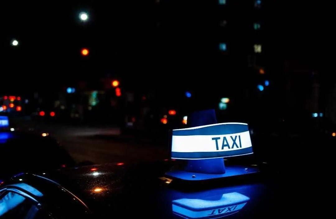Luminoso de taxi. Imagen: Ayuntamiento de Calatayud
