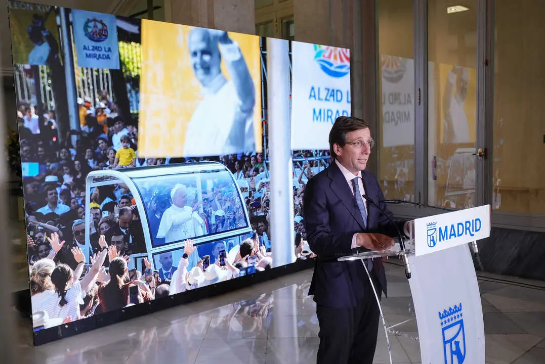 El alcalde de Madrid, Jos&eacute; luis Mart&iacute;nez-Almeida, ofrece una rueda de prensa tras el viaje apost&oacute;lico del papa a Madrid