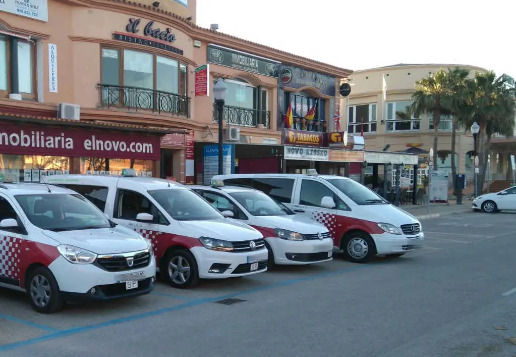 Taxis de Chiclana. Foto del Ayuntamiento de Chiclana de la Frontera