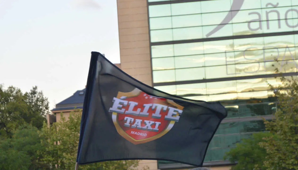 Bandera de &Eacute;lite Taxi Madrid