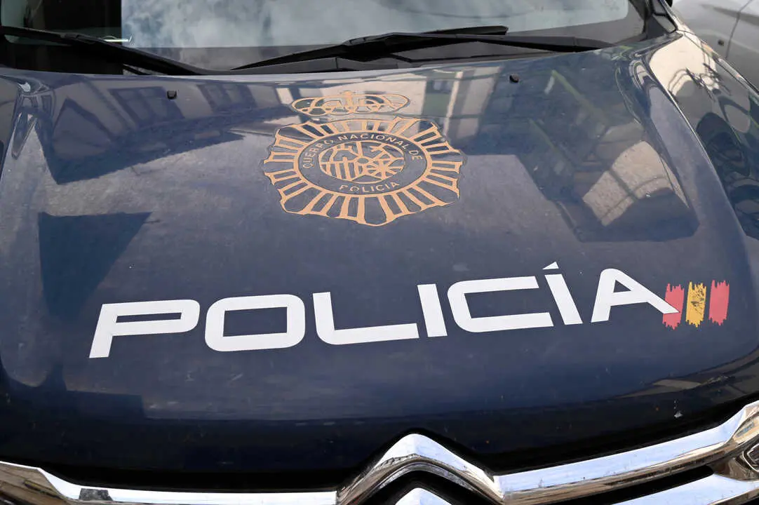Polic&iacute;a Nacional. Imagen: Depositphotos