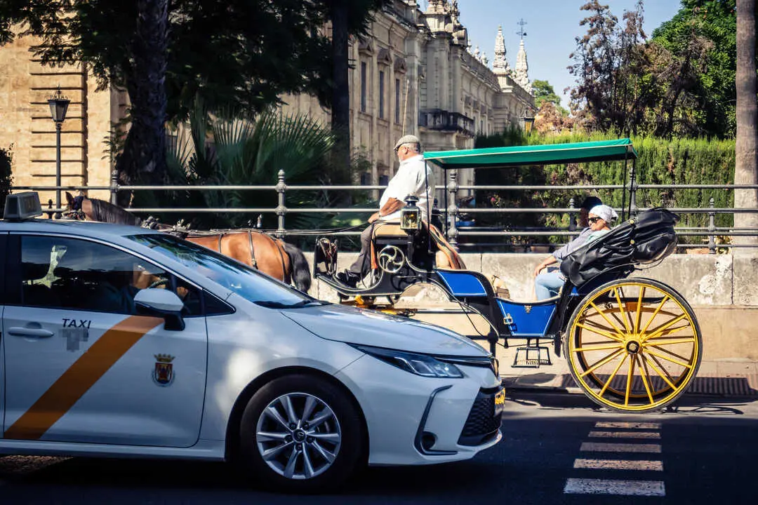 Taxi de Sevilla. Imagen: Depositphotos