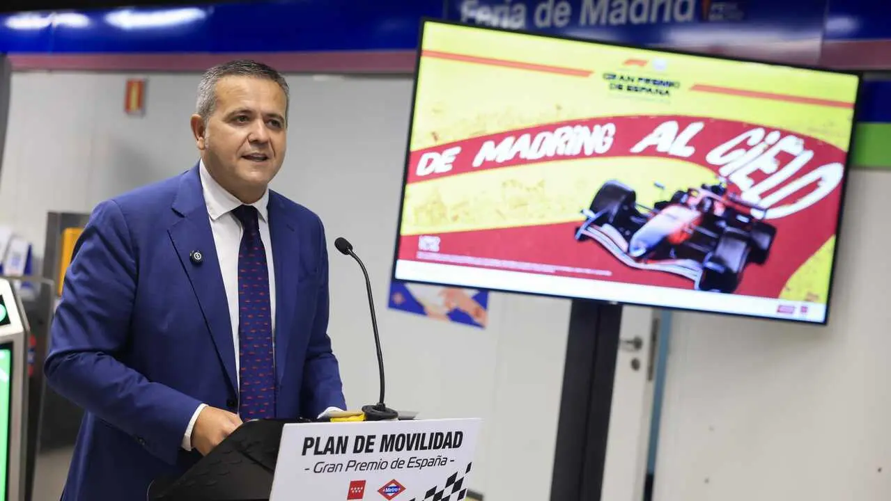 El consejero de Vivienda, Transportes e Infraestructuras, Jorge Rodrigo