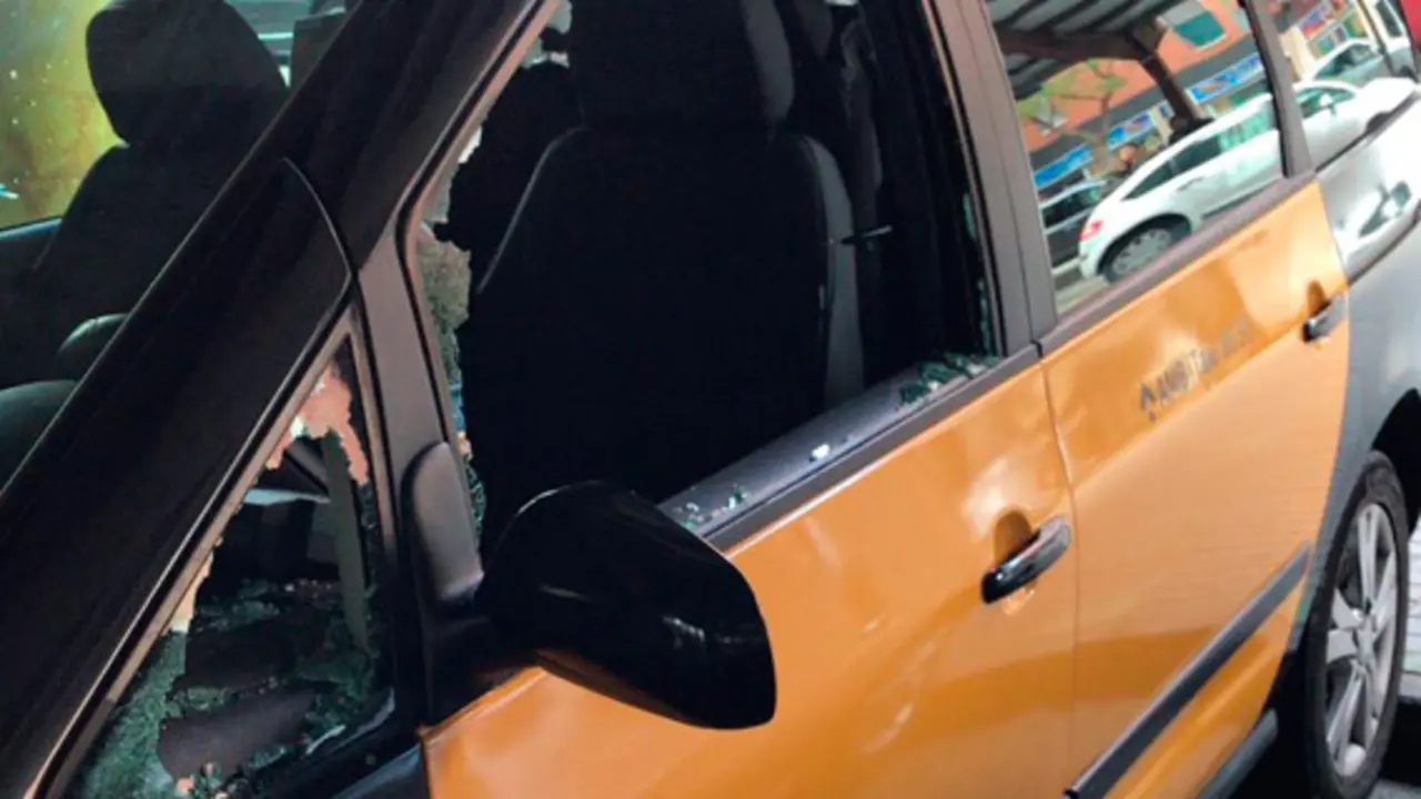 taxi roto barcelona