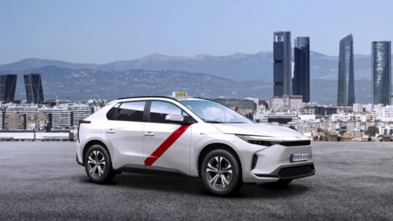 El taxi madrileño tiene un nuevo modelo autorizado, el bz4x