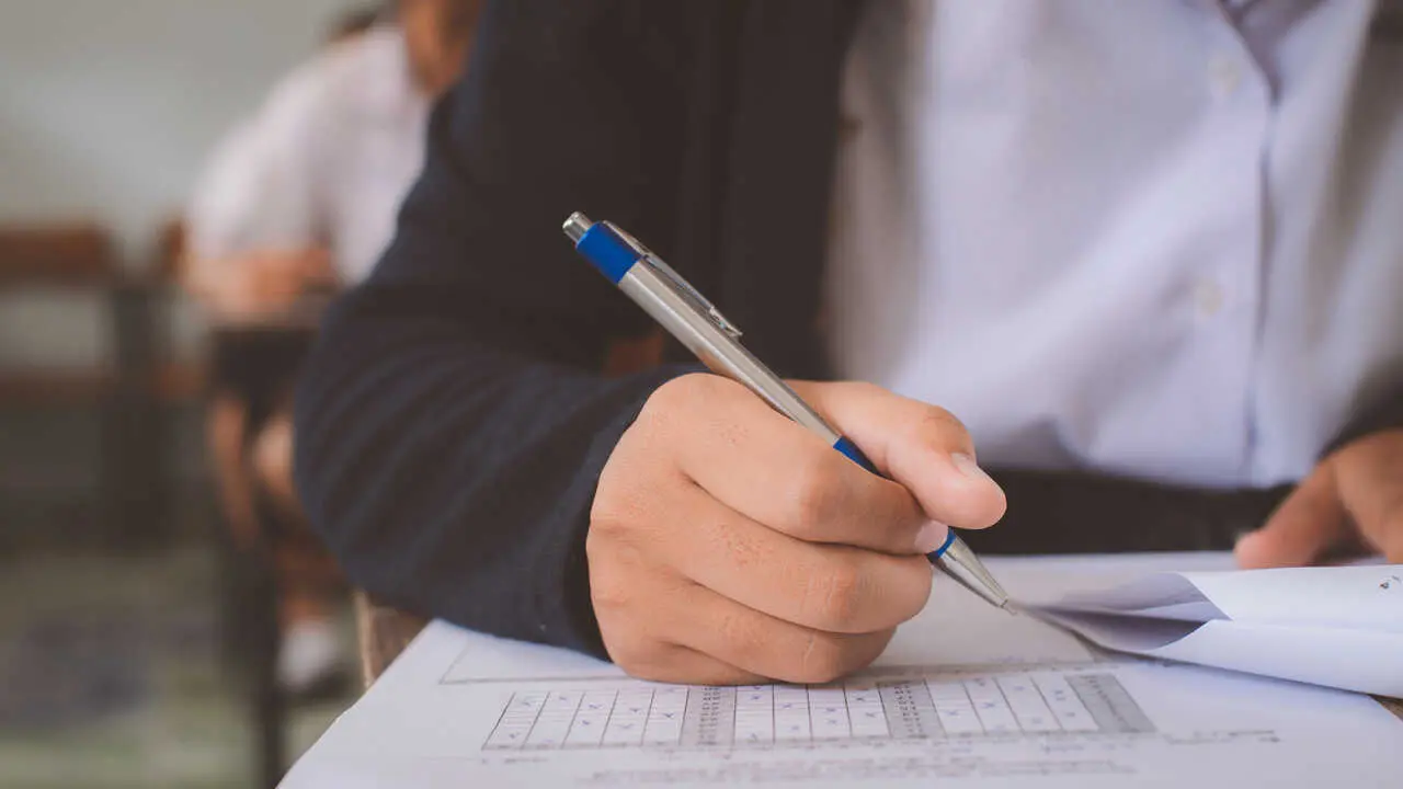 Examen Más imágenes en <a href="https://depositphotos.com/es/" target="_blank" rel="noopener noreferrer">Depositphotos España</a>.
    </figcaption>
  </figure>