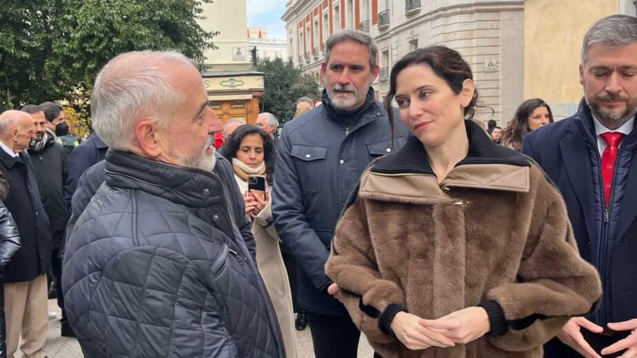 Isabel D&iacute;az Ayuso junto al presidente de AGATM